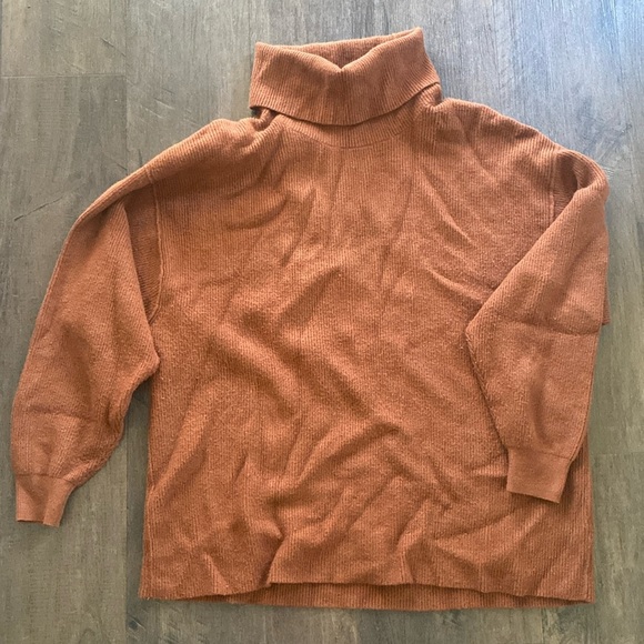 Free People Long Sleeve Slouchy oversized Ribbed Tunic Sweater turtleneck - Picture 2 of 7